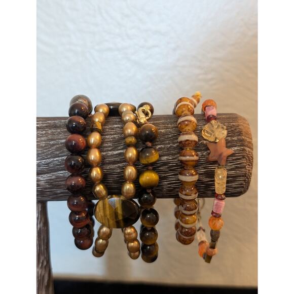 Lot of Five Brown Stone Theme Bracelets - Picture 5 of 5